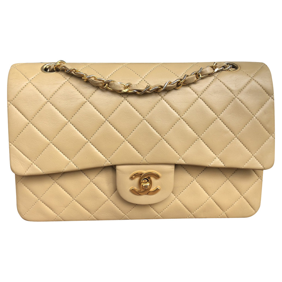 Chanel Classic Flap Bag Medium Leather in Beige