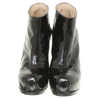 Yves Saint Laurent Bottines en cuir gaufré de brevet