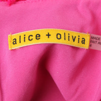 Alice + Olivia Robe rose