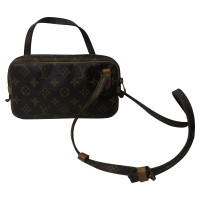 Louis Vuitton Umhängetasche aus Canvas in Braun