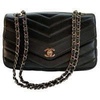 Chanel Flap Bag Leather in Black