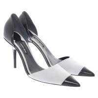 Giorgio Armani Pumps/Peeptoes aus Leder