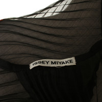 Issey Miyake Overskirt to bind