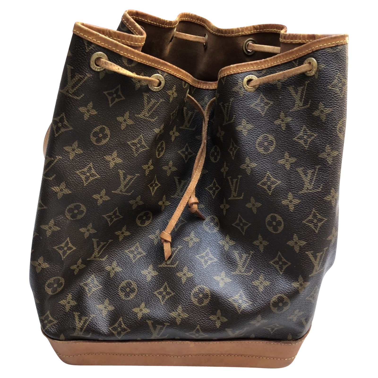 Louis Vuitton Noé Grand Canvas in Brown - Second Hand Louis Vuitton Noé  Grand Canvas in Brown buy used for 700€ (4101162)