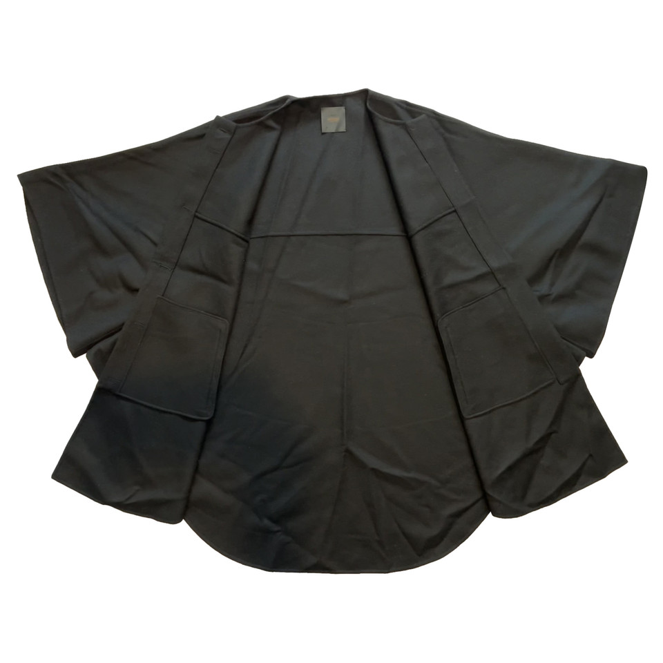 Agnona Jacke/Mantel aus Wolle in Schwarz