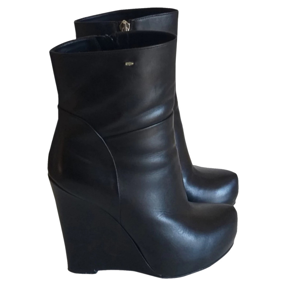Sport Max Ankle boots Leather in Black
