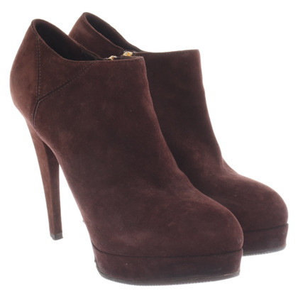 Yves Saint Laurent Ankle boots Leather in Brown
