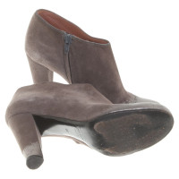 Marc Jacobs Boots in Taupe