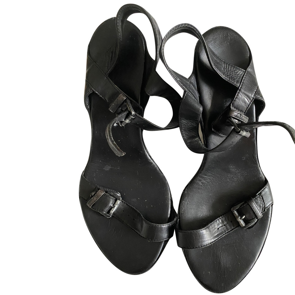 Ann Demeulemeester Sandales en Cuir en Noir