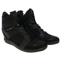 Y 3 Sneakers aus Leder in Schwarz