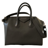 Givenchy Antigona Medium Leer in Grijs