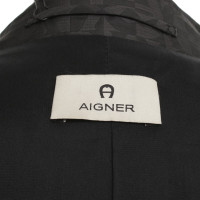 Aigner Trench samples Print