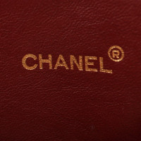 Chanel sac à main matelassé en noir