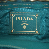 Prada Handtasche aus Leder in Türkis