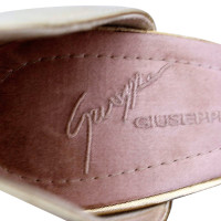 Giuseppe Zanotti Golden sandal