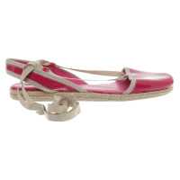 Prada Lace-up sandalen in roze