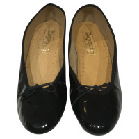 Repetto Slippers/Ballerinas Patent leather in Black