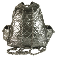Chanel Rucksack aus Leder in Silbern