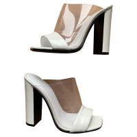 Céline Pumps/Peeptoes Leather in White