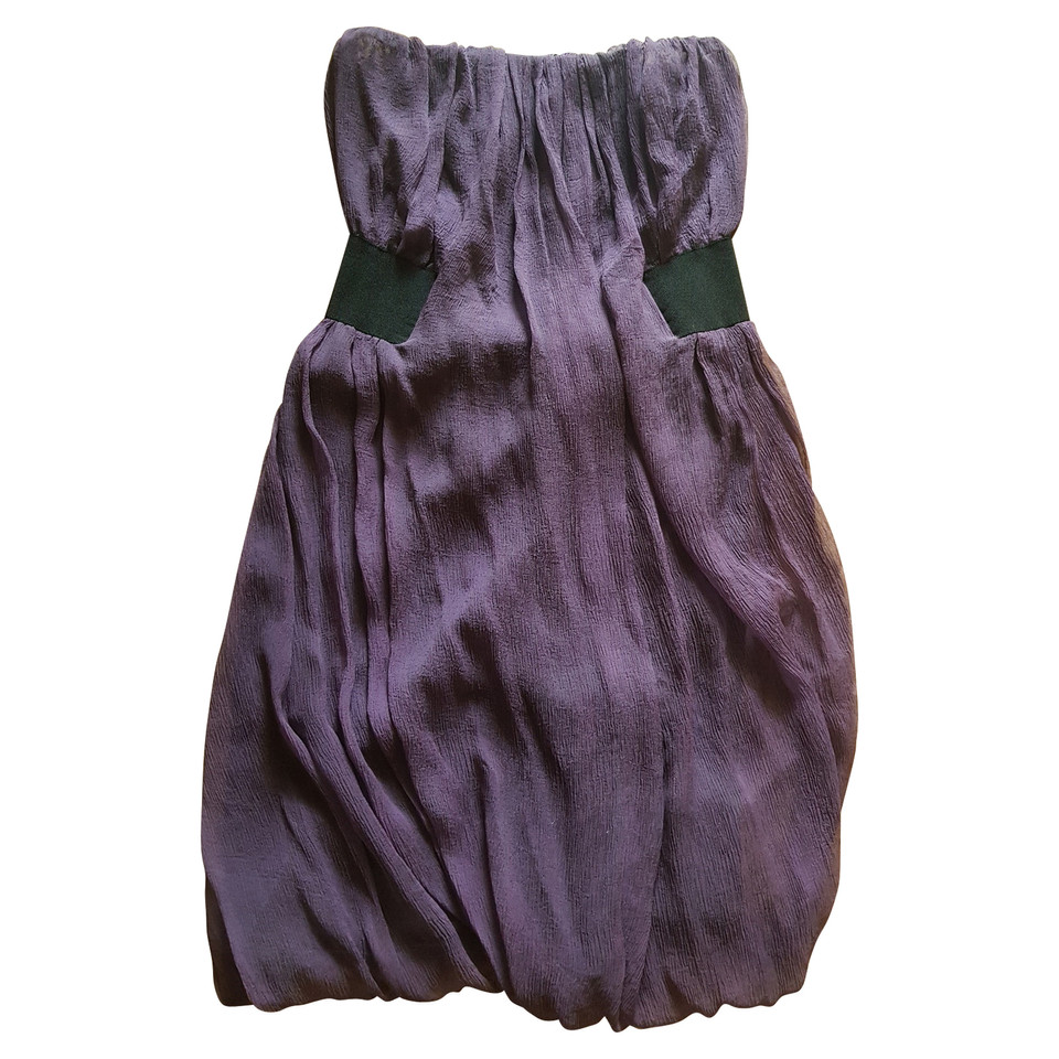 Alexander McQueen Kleid aus Seide in Violett