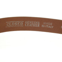 Closed Brauner Gürtel mit Labelschließe