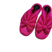 Balenciaga Sandales en Fuchsia