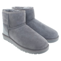 Ugg Australia Boots in Grau