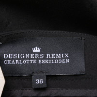 Designers Remix Paio di Pantaloni in Nero