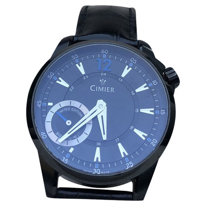 Andere Marke Armbanduhr aus Stahl in Schwarz