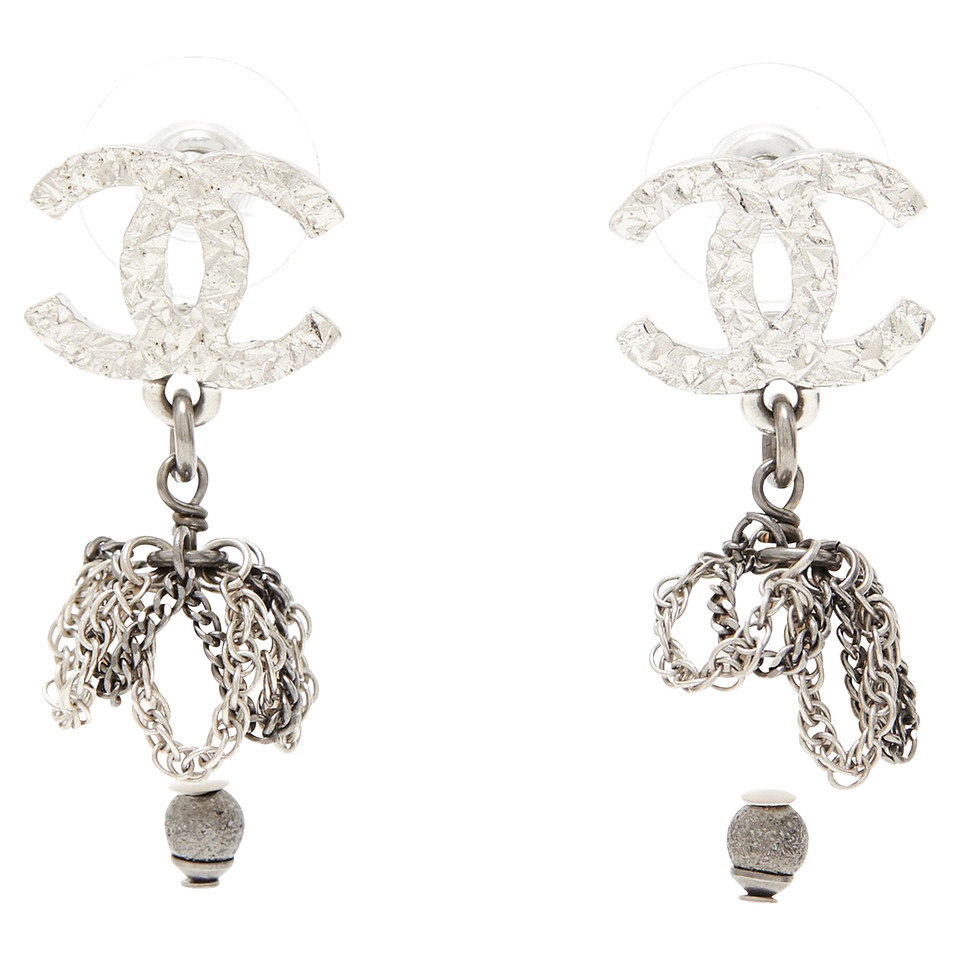 Chanel Earring in Silvery