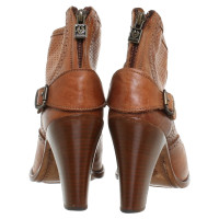 Belstaff Boots in Bruin