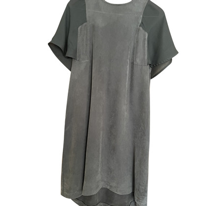 Calvin Klein Kleid in Grau