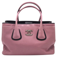 Chanel Executive en Cuir en Rose/pink