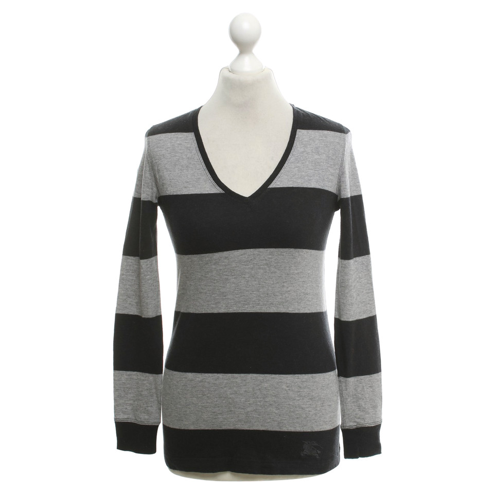 Burberry top with stripes