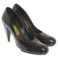 Lanvin pumps made of lacquered leather