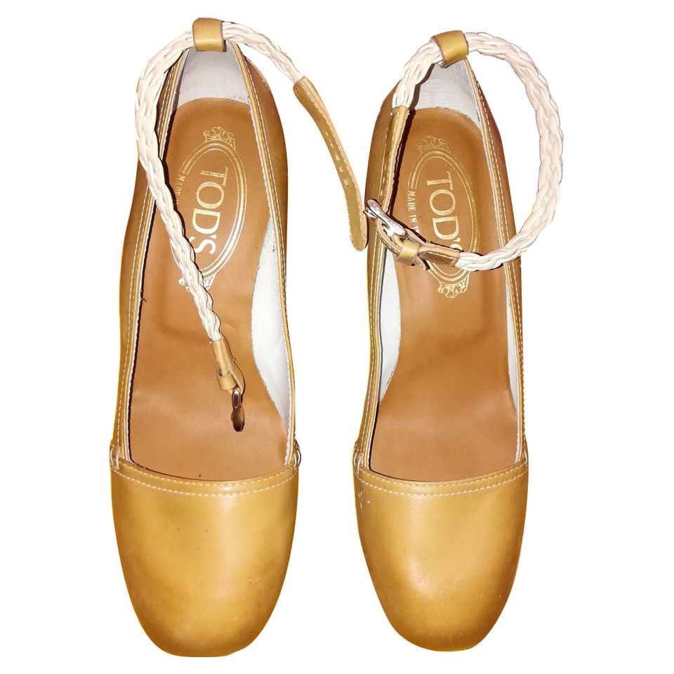 Tod's Wedges Leather in Beige