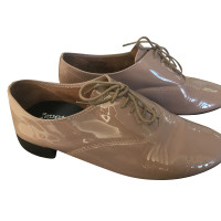 Repetto Lace-up shoes Patent leather in Beige