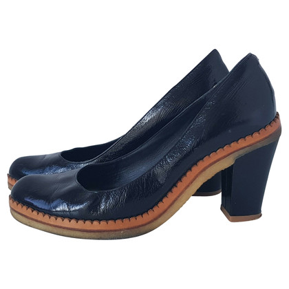 Kenzo Pumps/Peeptoes Patent leather in Black
