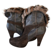 Stuart Weitzman Stivaletti Faux Fur