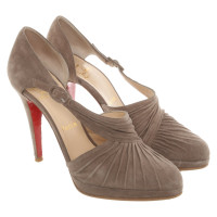 Christian Louboutin Pumps/Peeptoes Suède in Taupe