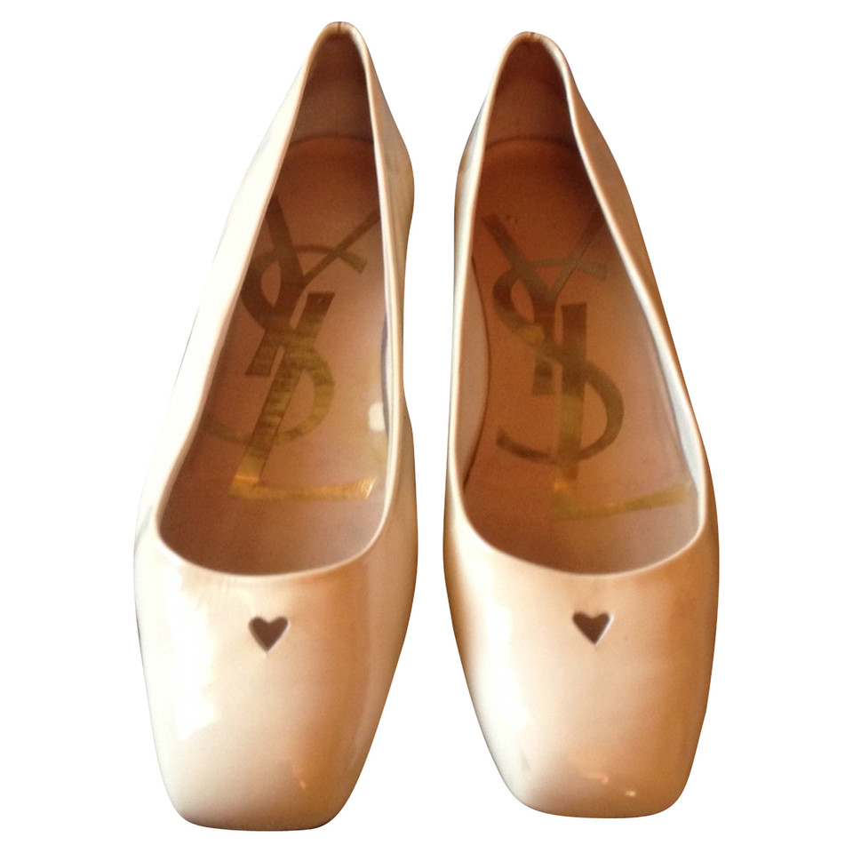 Yves Saint Laurent Slippers/Ballerinas Patent leather in White