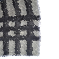 Burberry XXL cashmere towel with silk / wool