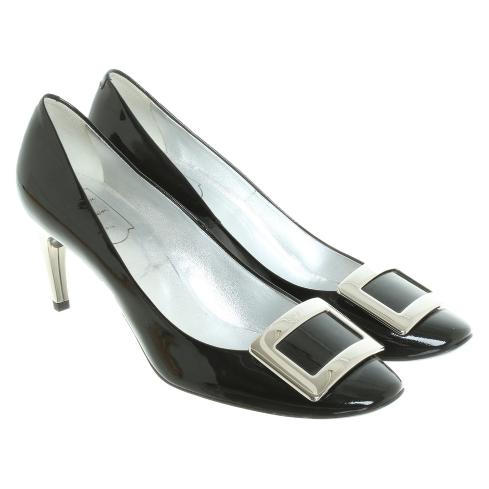 Roger Vivier Pumps/Peeptoes Lakleer in Zwart