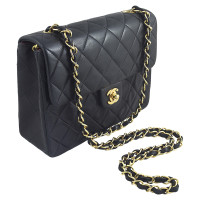 Chanel Classic Flap Bag New Mini Leather in Black