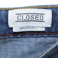 Closed Jeans in dark construction