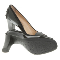 Tod's Patent Leather Pumps in Black