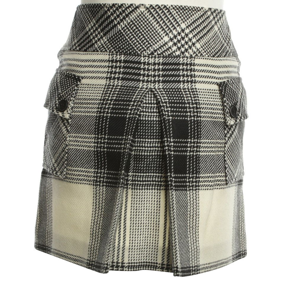 Joseph Mini skirt in black / white plaid