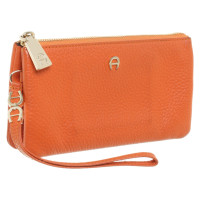 Aigner Sac à main/Portefeuille en Cuir en Orange