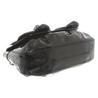Fendi Handtasche aus Lackleder in Schwarz