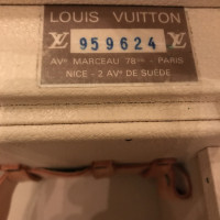 Louis Vuitton Beauty Case / caso del treno
